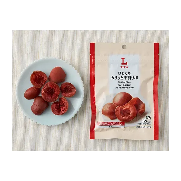 로손 히토쿠치 카릿과 손수 매실 37g 일본편의점 간식