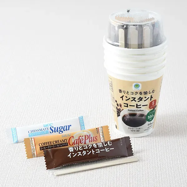 패밀리마트 향기와 감칠맛을 즐기는 인스턴트 커피 5P 편의점