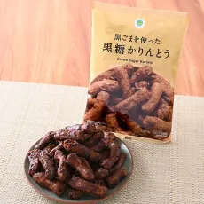 패밀리마트 검은 참깨를 사용한 검은 설탕 카린 토 일본편의점 간식