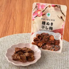 패밀리마트 야미 츠키가되는 씨 건어 매실 일본편의점 간식