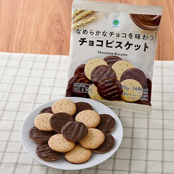 패밀리마트 부드러운 초콜릿을 맛보는 초코 비스킷 일본편의점 간식