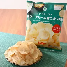 패밀리마트 감자 칩 사워 크림 양파 맛 일본편의점 간식