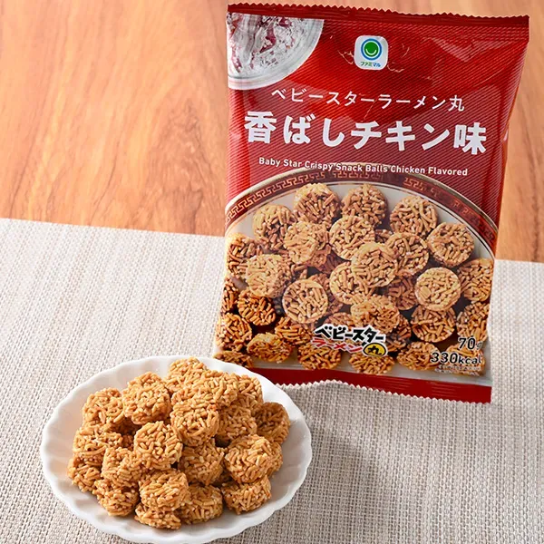 패밀리마트 아기 별라면 둥근향 닭 맛 일본편의점 간식