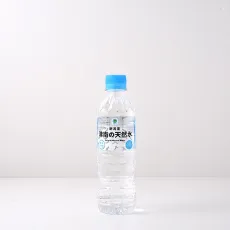 패밀리마트 니가타현 쓰난의 천연수 370ml 일본편의점 음료
