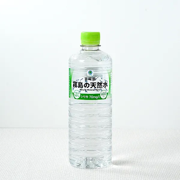 패밀리마트 미야자키현 기리시마의 천연수 600ml 일본편의점 음료