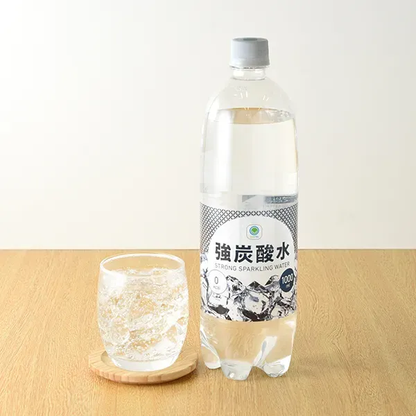 패밀리마트 강탄산수 1000ml 일본편의점 음료