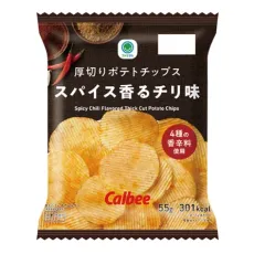 패밀리마트 두꺼운 감자 칩 향신료 향기로운 칠리 맛 55g 일본편의점 과자